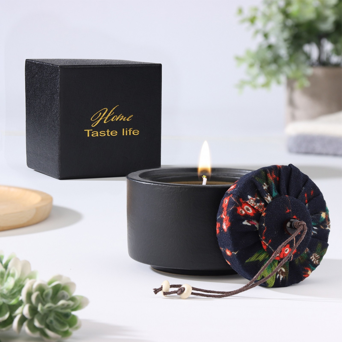 Свеча ароматическая в керамической банке Soy Wax (разные ароматы) Свеча ароматическая в керамической банке Soy Wax (разные ароматы)