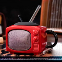 Кружка с крышкой и трубочкой Ретро Телевизор красный