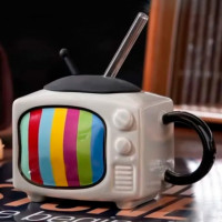 Кружка с крышкой и трубочкой Ретро Телевизор серый