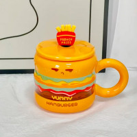 Кружка с крышкой и ложкой Чизбургер Кружка с крышкой и ложкой Чизбургер