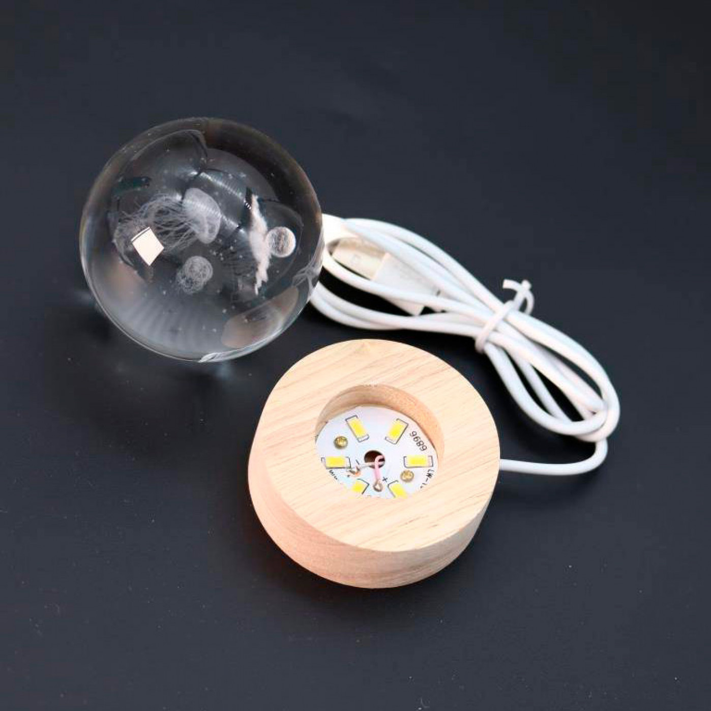 Светильник Хрустальный шар Медузы