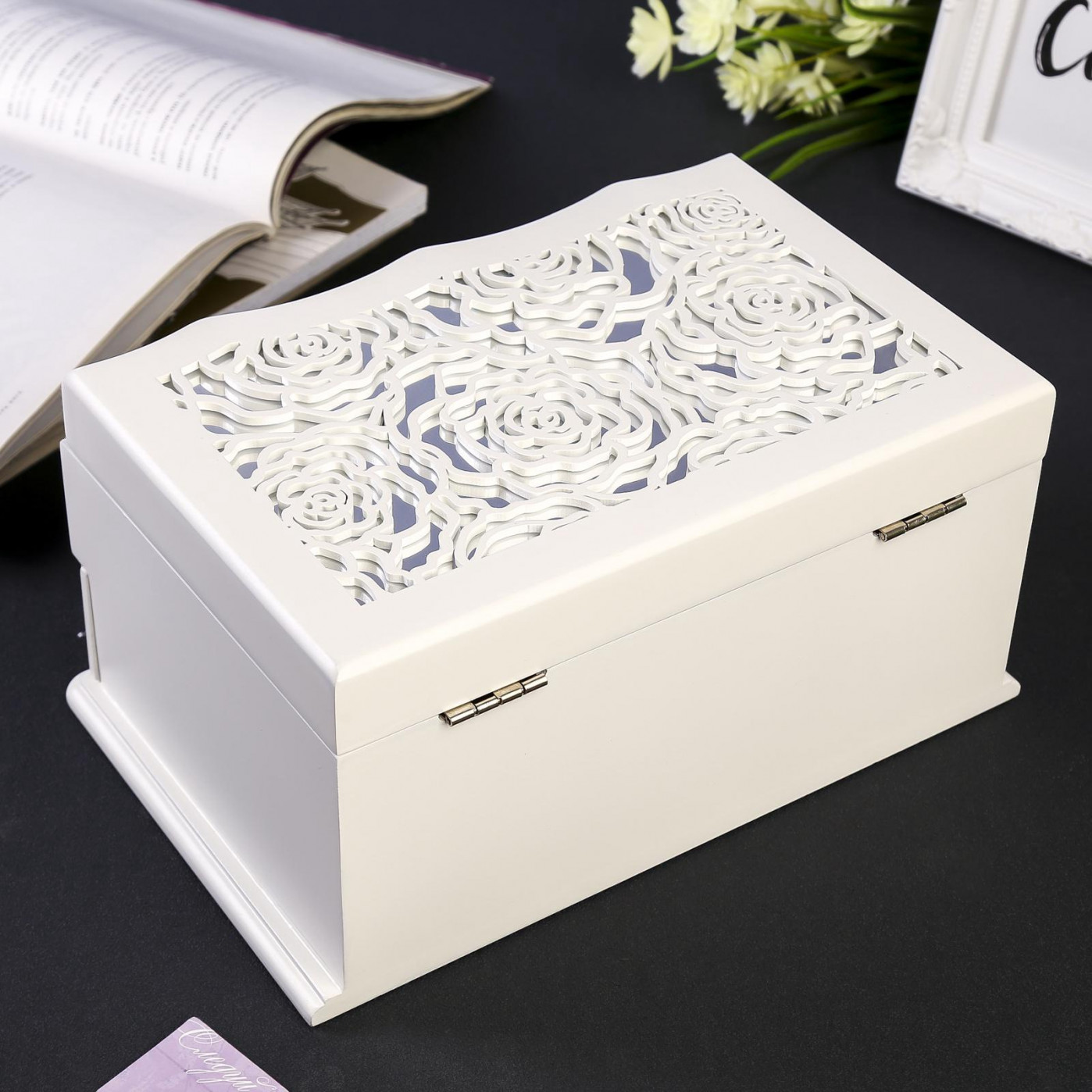 Шкатулка для украшений и аксессуаров Розы