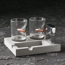 Подарочный набор Непробиваемый (2 стопки, зажигалка, подставка)-2