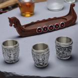 Подарочный набор Викинг (3 стопки на подставке драккаре)