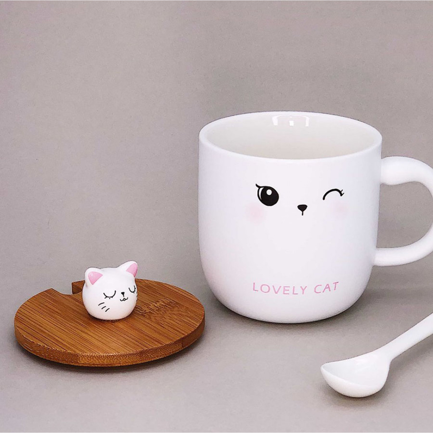 Кружка с крышкой и ложкой Lovely Cat. Разные цвета