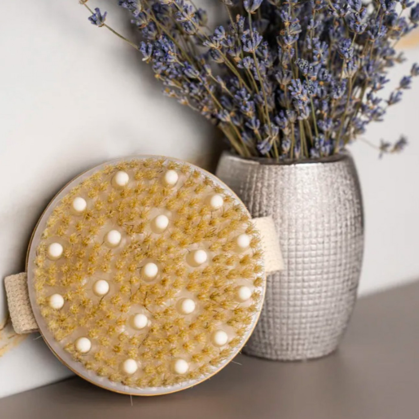 Щетка для сухого массажа тела