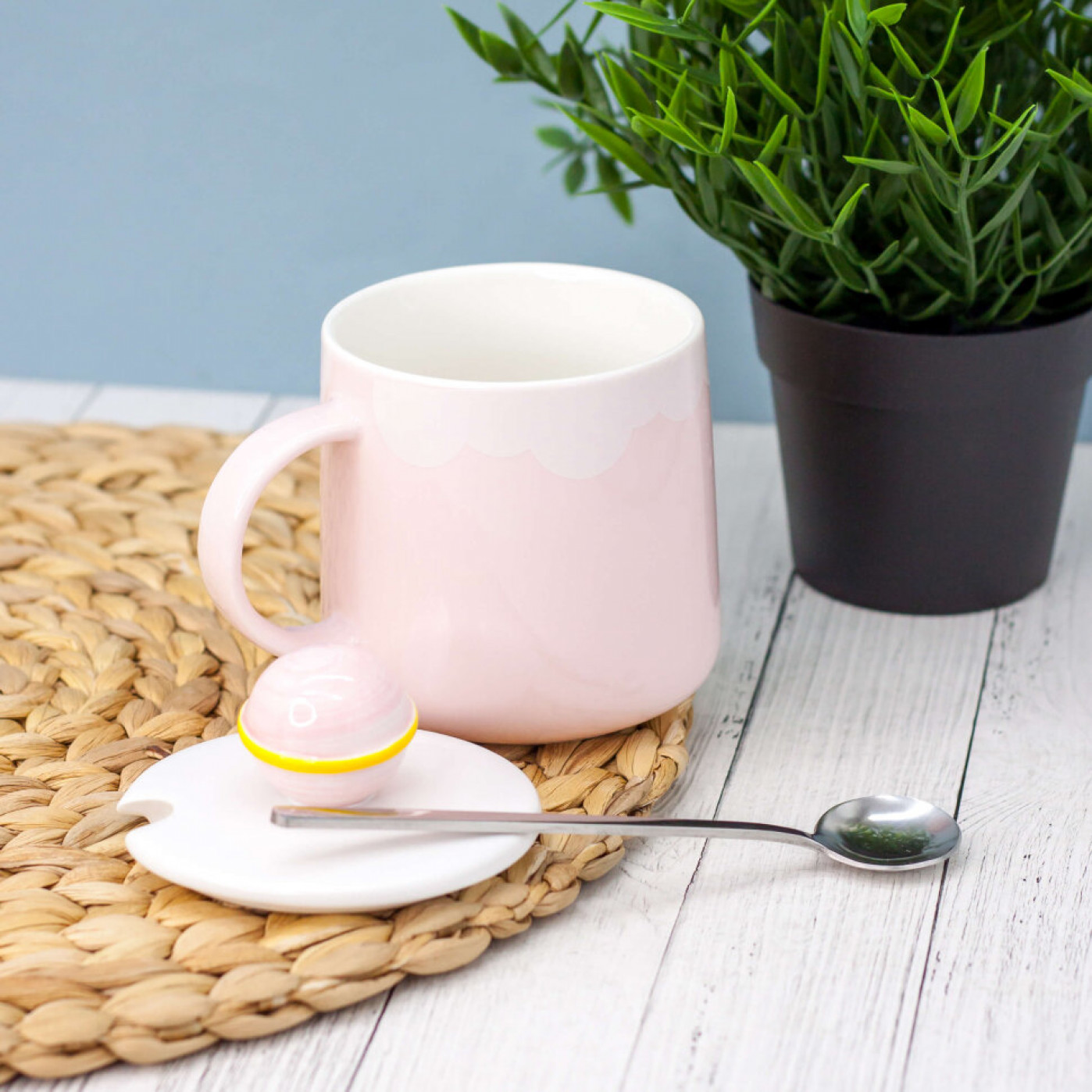 Кружка с крышкой и ложкой Fly to the planet