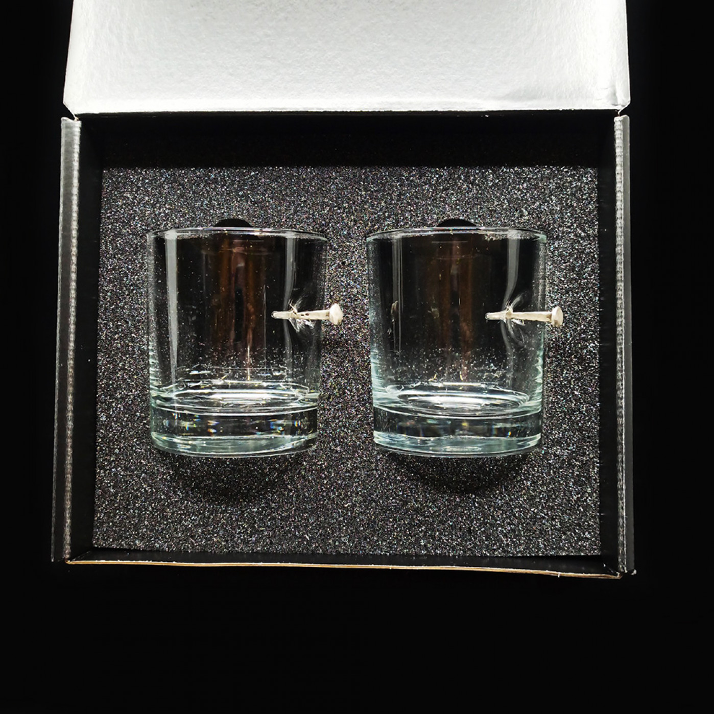 Набор стаканов с серебряным гвоздем ручной работы