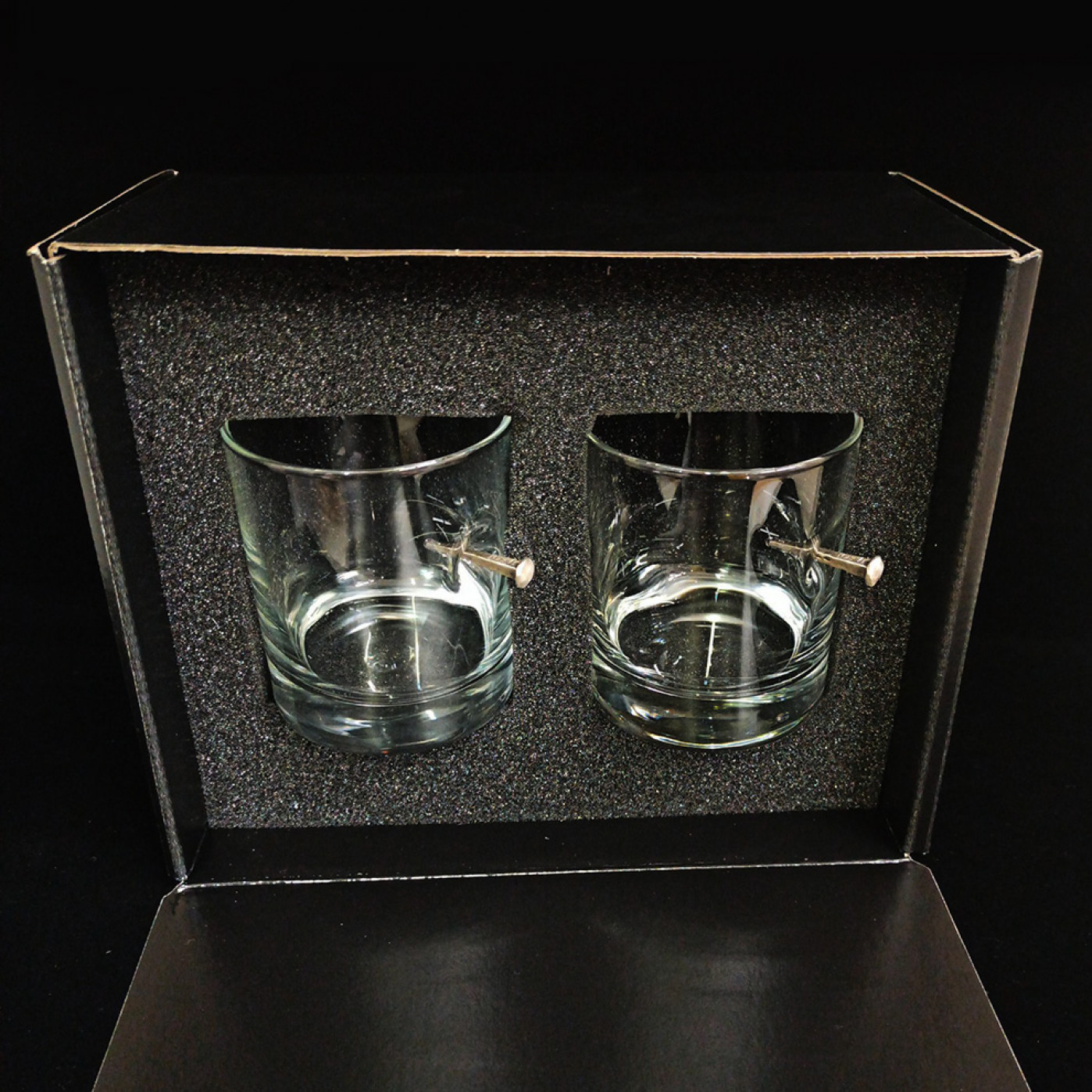 Набор стаканов с серебряным гвоздем ручной работы