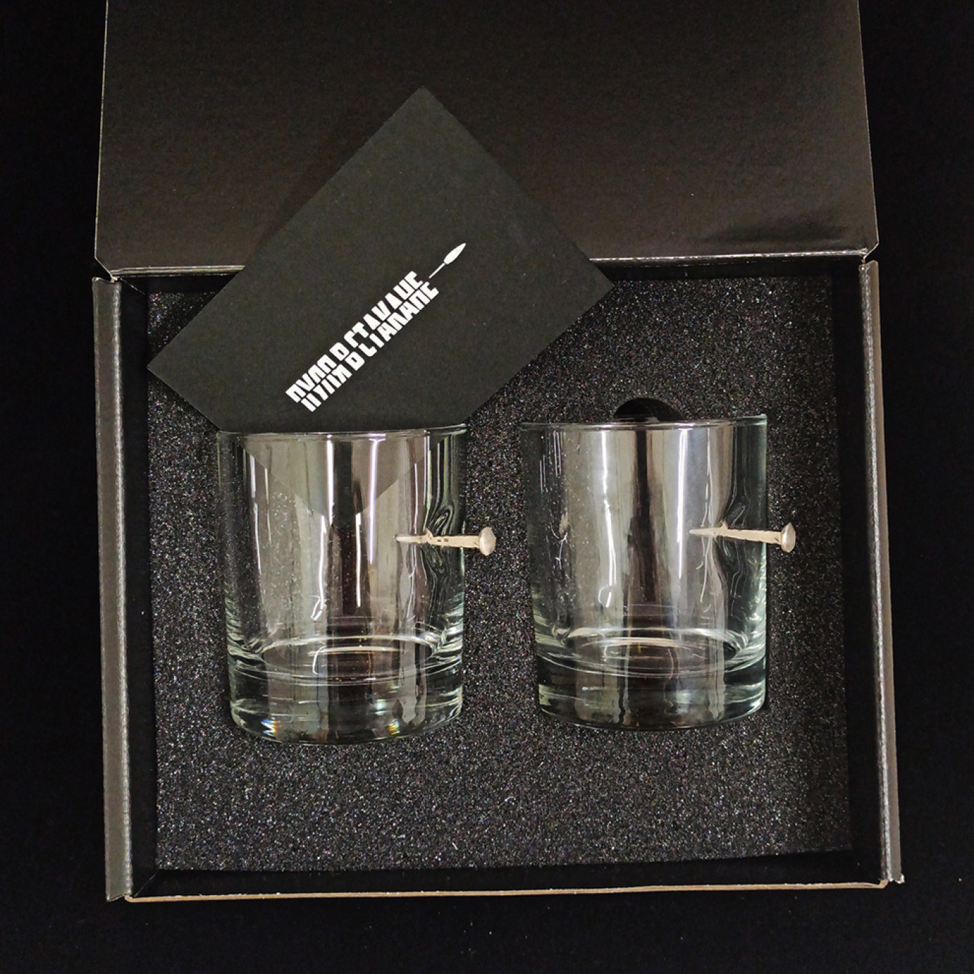 Набор стаканов с серебряным гвоздем ручной работы