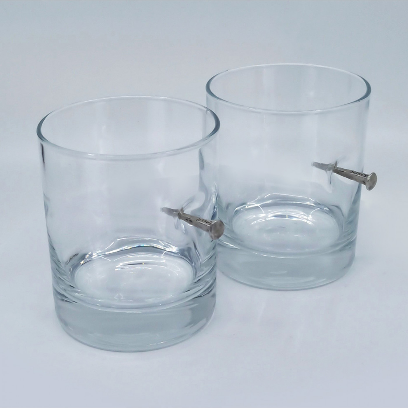 Набор стаканов с серебряным гвоздем ручной работы