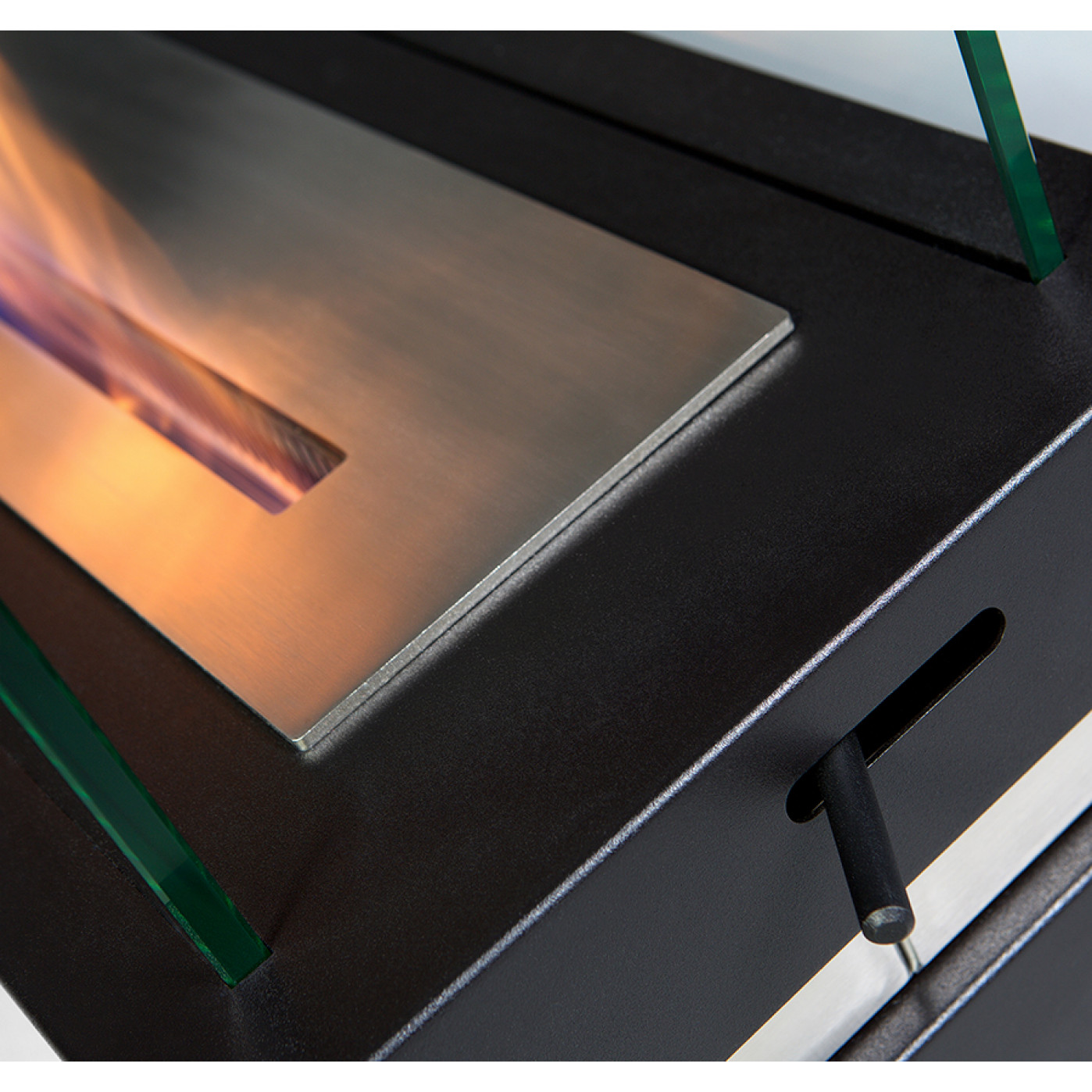 Напольный биокамин Fame AVE Black