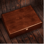 Набор из 4-х бокалов для вина Лошадь в деревянной шкатулке Набор из 4-х бокалов для вина Лошадь в деревянной шкатулке