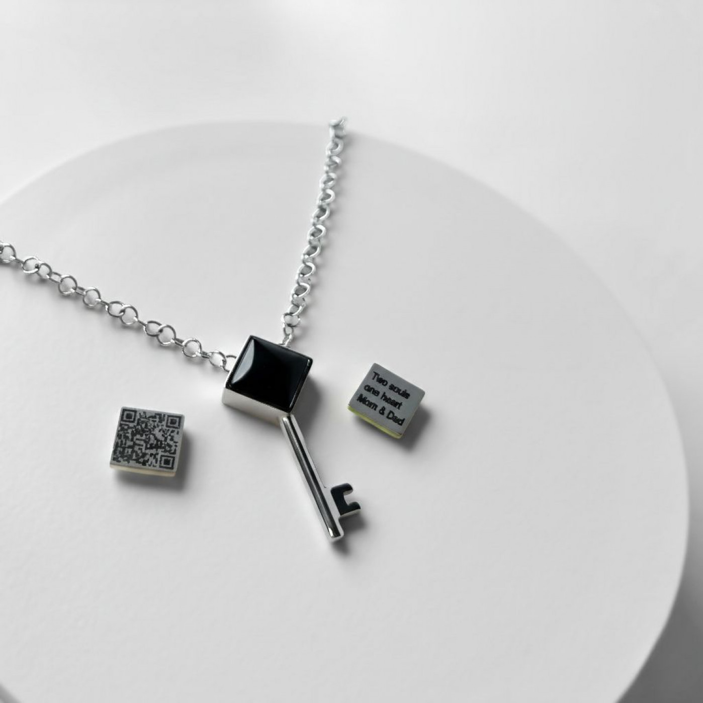 HI-TECH Женская подвеска с живым посланием Key Защита