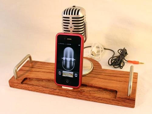 Док-станция для iPhone, iPad, iPod с ретро микрофоном